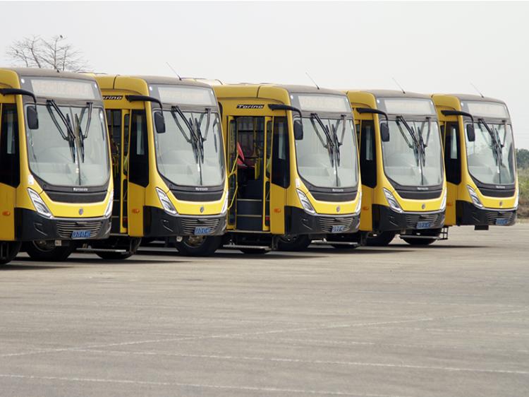 Ministério dos Transportes anuncia construção de fábrica de autocarros, mas não evita polémica