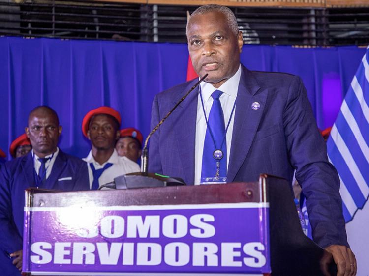 A Guerra como Álibi do governo e o Pra-Já como traidor da oposição