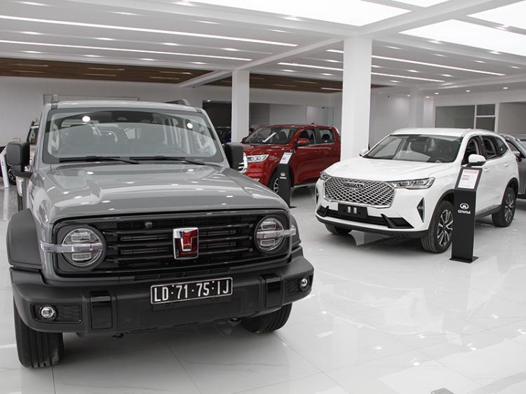 China lidera envio de carros para Angola, apesar do recuo nas importações China lidera envio de carros para Angola, apesar do recuo nas importações