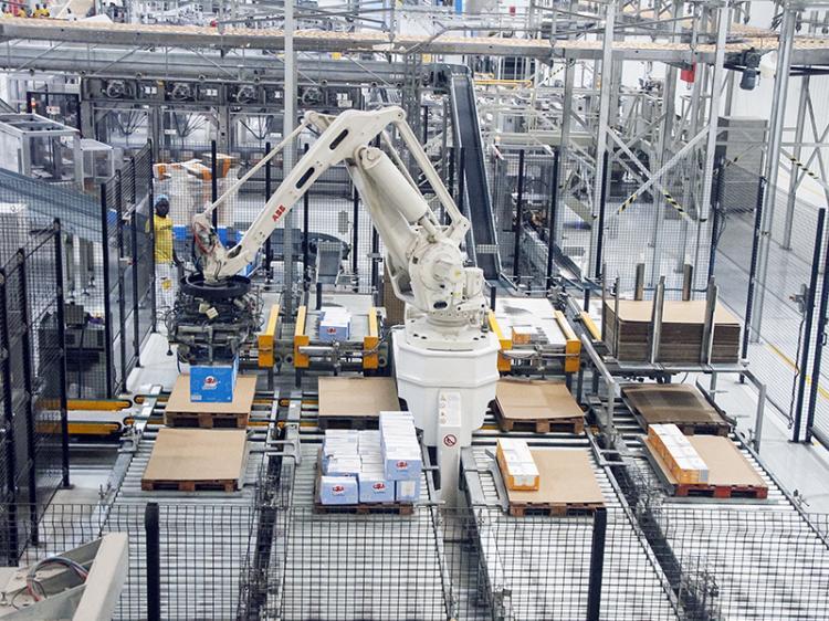 Produção industrial sai do negativo empurrada pela produção de energia e indústria transformadora Produção industrial sai do negativo empurrada pela produção de energia e indústria transformadora