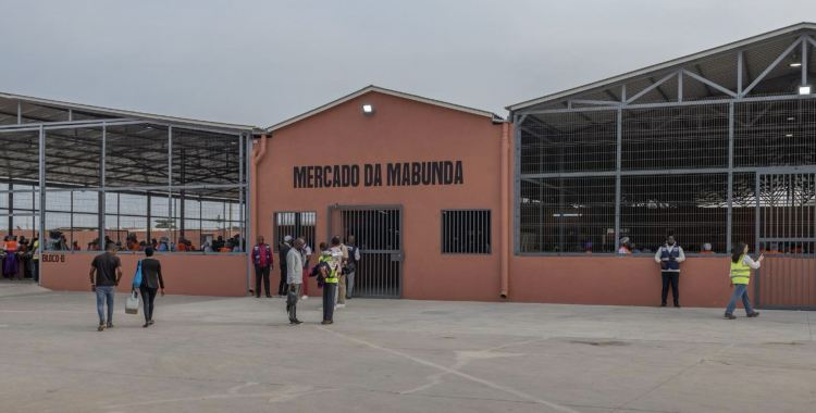 Falta de espaços marca os primeiros dias na Mabunda  