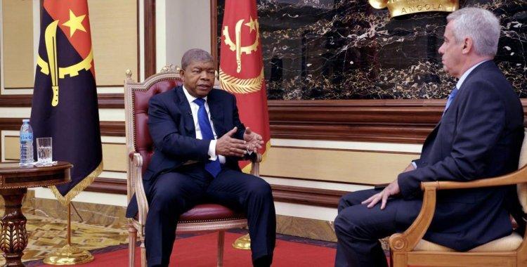 João Lourenço defende que o MPLA fez mais em 50 anos que o colono em 500 anos