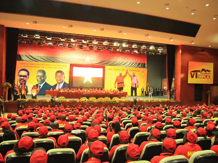MPLA PIOR QUE O COLONO? QUANTA HUMILHAÇÃO!