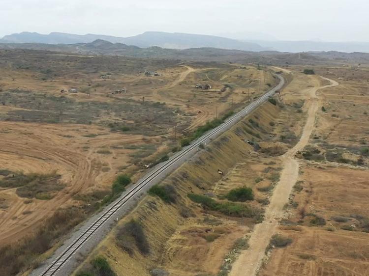 OMS alerta que Corredor do Lobito pode provocar riscos “graves” à saúde e ao ambiente para a população das províncias por onde passa OMS alerta que Corredor do Lobito pode provocar riscos “graves” à saúde e ao ambiente para a população das províncias por onde passa