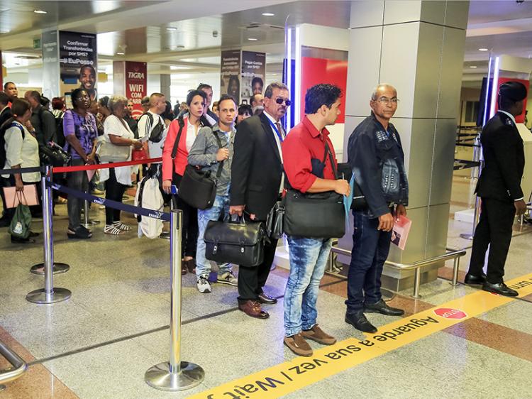 57,32% dos turistas que entraram em Angola foi por razão de serviço