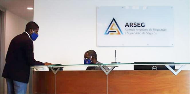 Seis membros dos órgãos sociais da Arseg recebem 711,186 milhões kz, enquanto resultado líquido cai 44,73% Seis membros dos órgãos sociais da Arseg recebem 711,186 milhões kz, enquanto resultado líquido cai 44,73%