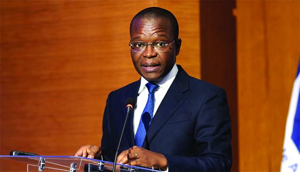 MPLA escolheu Adão de Almeida, de 46 anos, para presidente da Assembleia Nacional  