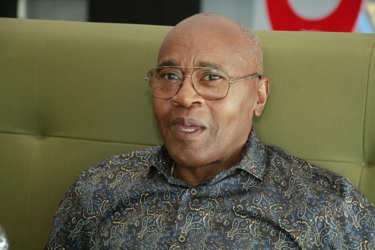 “O Aeroporto poderia ser gerido pela empresa que assumiu parte considerável da responsabilidade da antiga Enana”