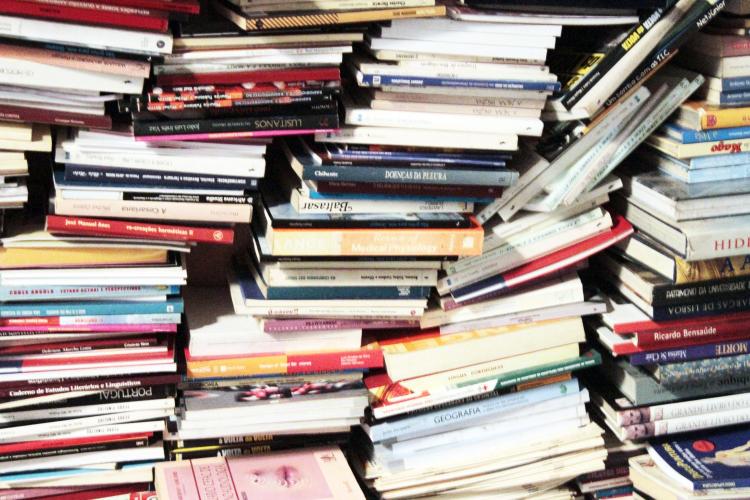Governo estima produção de mais de 3 milhões de livros escolares até 2030 