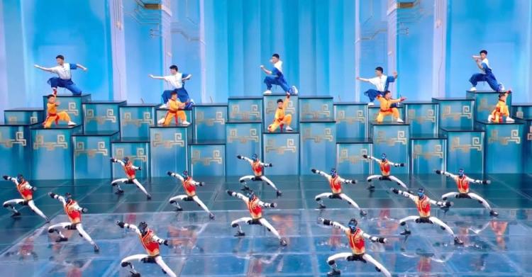 Robôs subiram ao maior palco do mundo