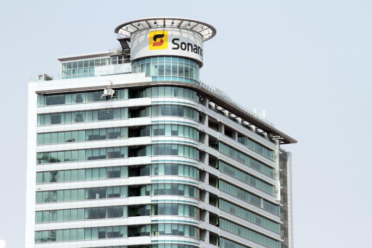 Sonangol captou quase  3 mil milhões USD em 2025, máximo desde 2016