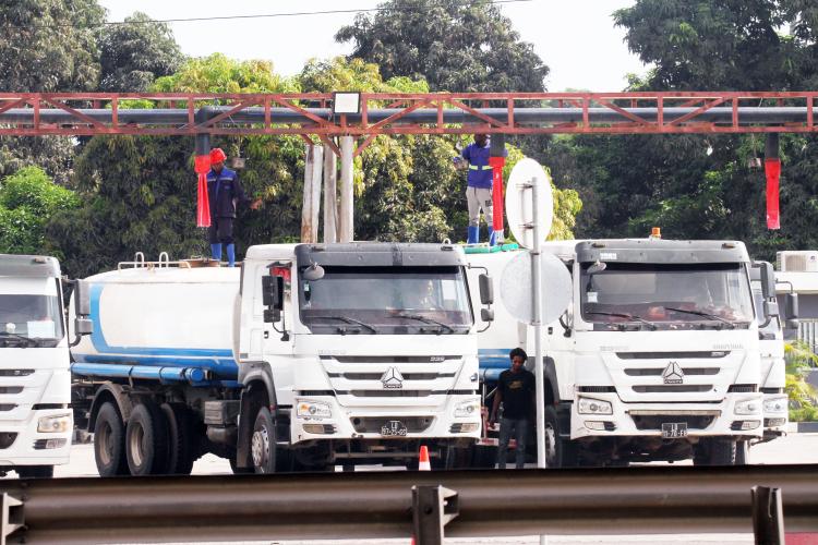 Venda de água em cisternas resiste graças a aumentos nos preços até aos 70% 