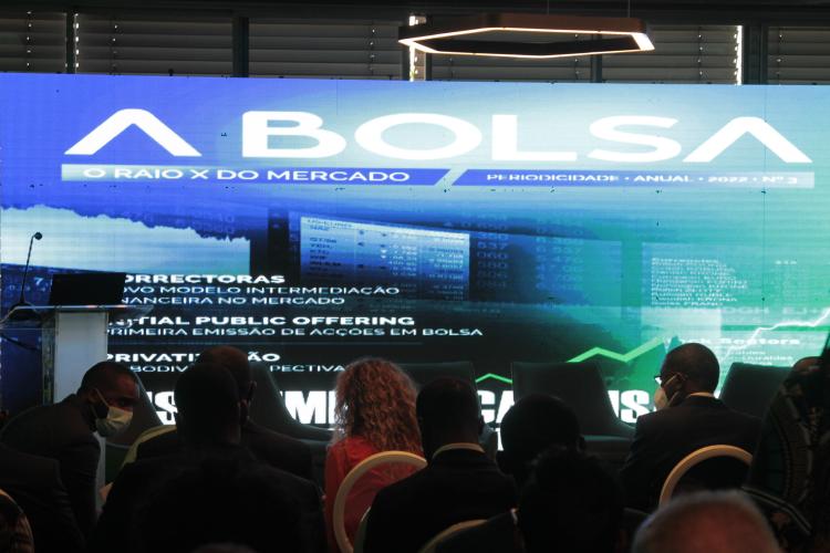 Bodiva arranca com históricos 2,874 biliões  kz, enquanto BNA perde terreno para a Áurea