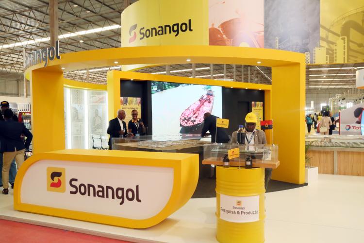 Sonangol volta a ‘engavetar’ concurso para importação de combustíveis