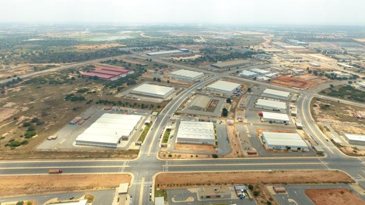 Governo exige prova de titularidade dos terrenos para reconhecer  parques industriais privados