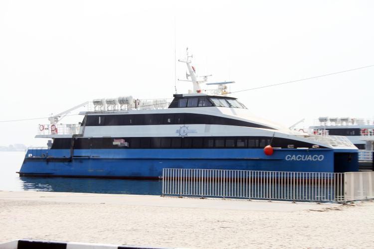 Luanda volta a ficar  sem ligação marítima directa a Cabinda