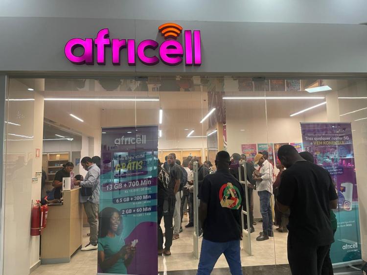 Crise na UNITEL faz disparar preço dos cartões da Africell em 900% nos revendedores