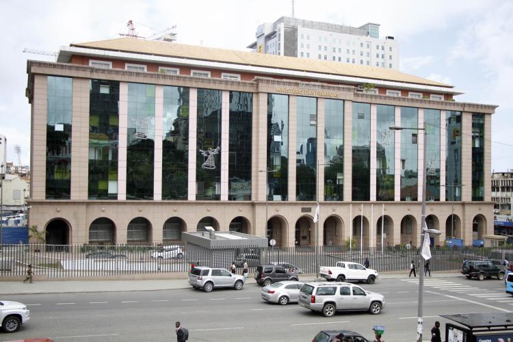 Estado ultrapassa meta anual de endividamento líquido no I semestre 