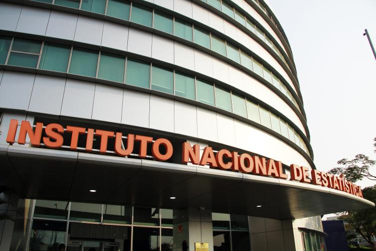 INE alega que mais de  10 milhões de angolanos não querem trabalhar