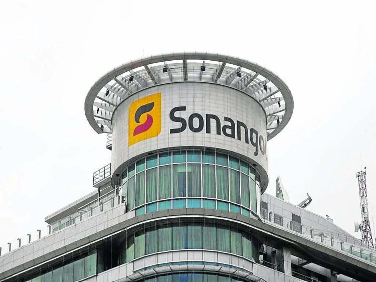LUCROS CONCENTRADOS, DIVIDENDOS AUSENTES  E EMPRESAS SEM FUTURO