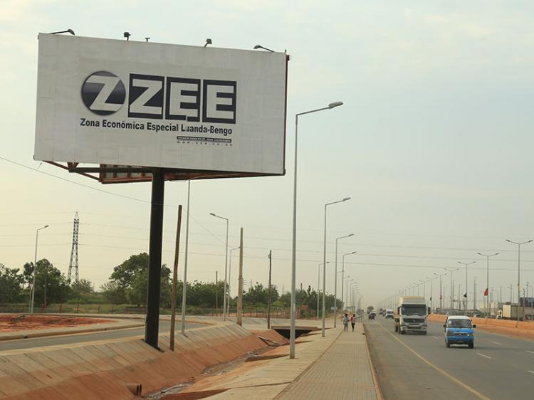 ZEE soma prejuízo de 6,5 mil milhões e aumenta custos com pessoal apesar da quebra nas receitas 