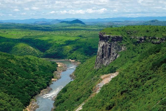 Angola prepara financiamento de 258 milhões de euros para reforçar vigilância marítima