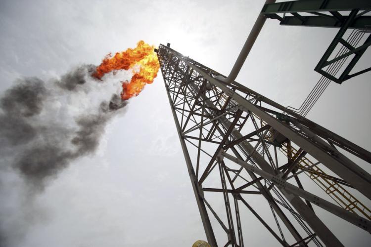Brent recua 2,16% para 96,63 dólares por barril
