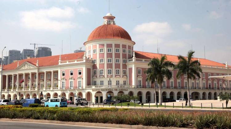 Crédito ao Sector Real cresce 9,7% com impulso da indústria e agricultura