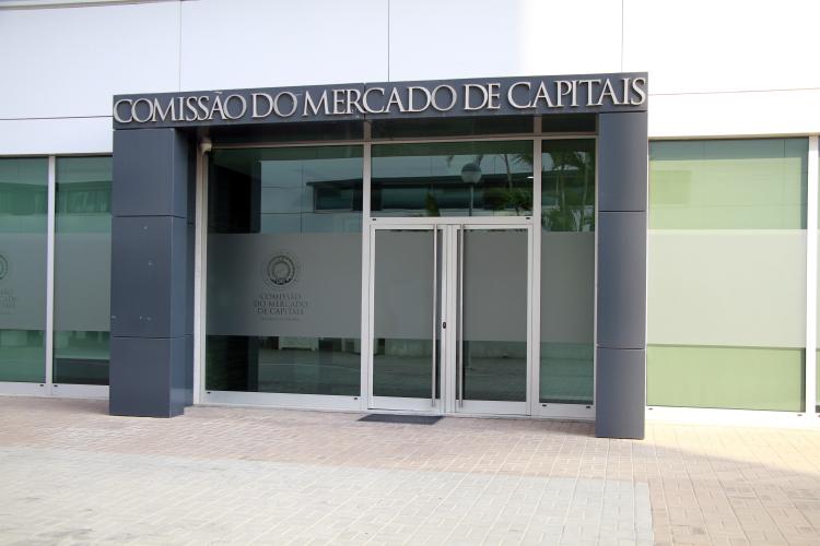 Informalidade  e empresas opacas colocam mercado  de capitais sob pressão