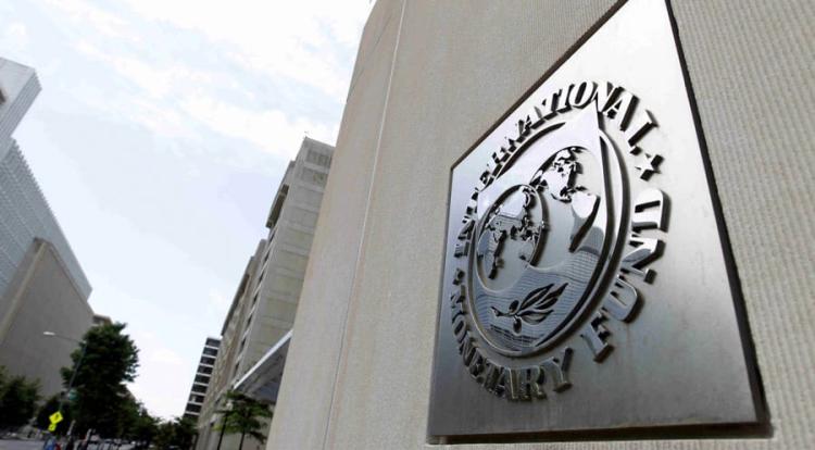 FMI revê em alta crescimento mundial para 3,1% em 2026, impulsionado pela inteligência artificial