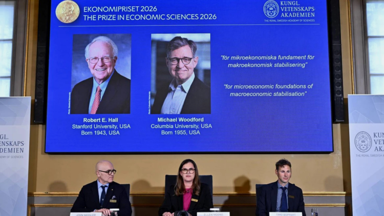 Robert Hall e Michael Woodford são distinguidos com Nobel da Economia de 2026