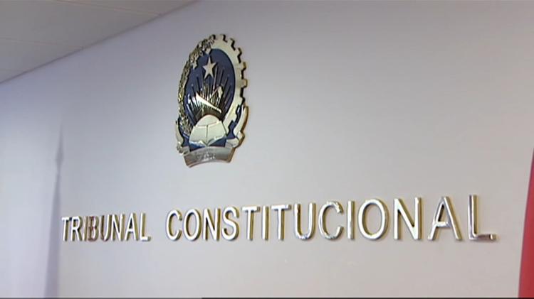 TC valida dois novos partidos e especialistas advertem: criar forças políticas é a única via para aceder ao poder  
